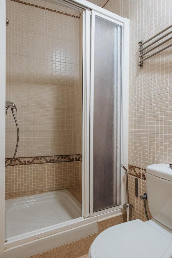Homeyseville- Bright At Santa Cruz 6 Pax, Parking Optional Siviglia